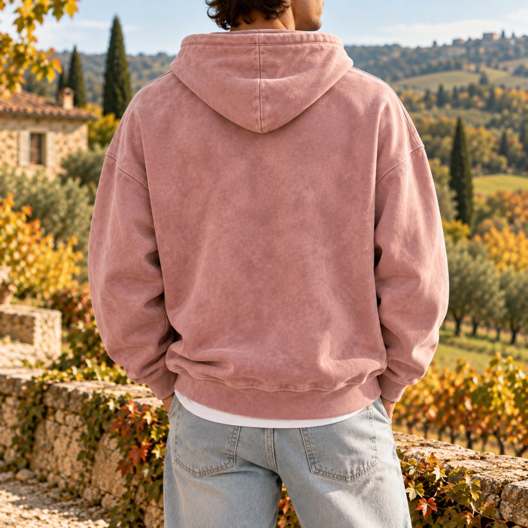 Vue de dos du sweat à capuche homme rose avec capuche et bas côtelé
