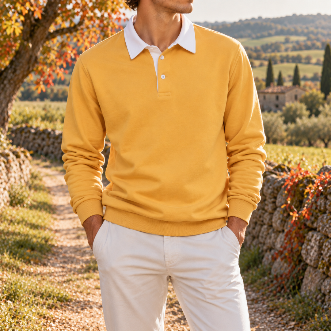 Sweat homme jaune à col polo blanc et patte boutonnée, vue de face