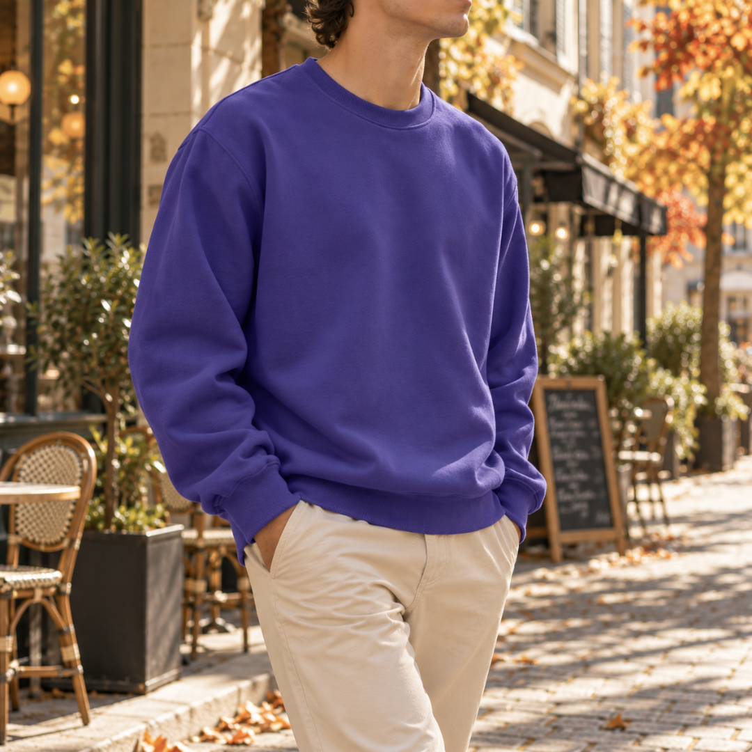 Sweat homme violet vu de face avec poignets et base côtelés