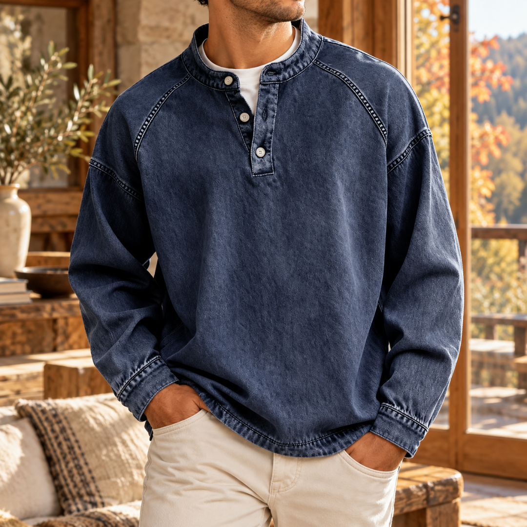 Sweat homme bleu marine délavé à patte à trois boutons et manches raglan
