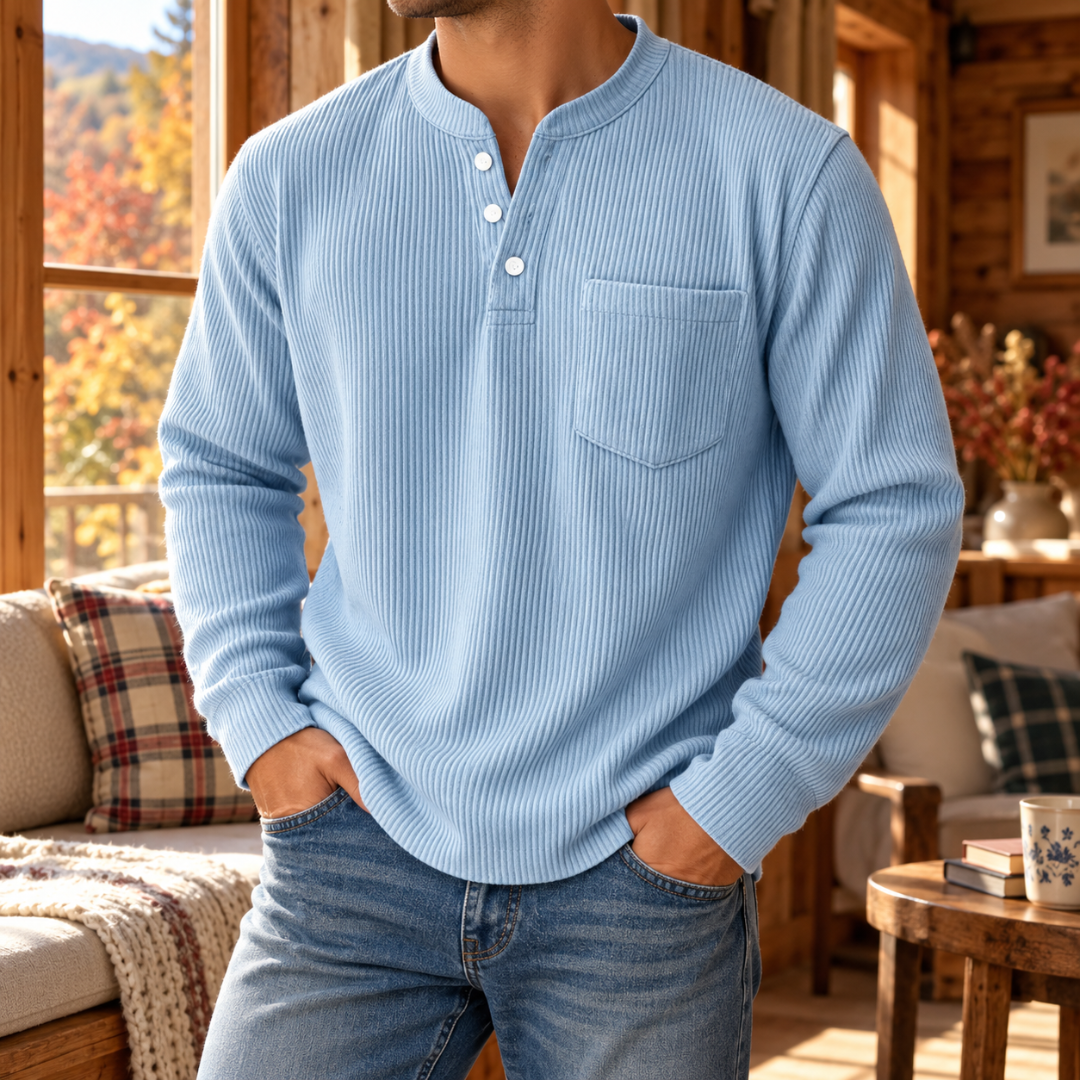 T-shirt homme bleu clair en velours côtelé avec col tunisien et poche poitrine