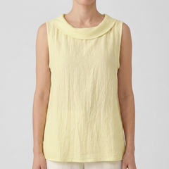 Top femme sans manches col bénitier en jaune pâle, vue de face