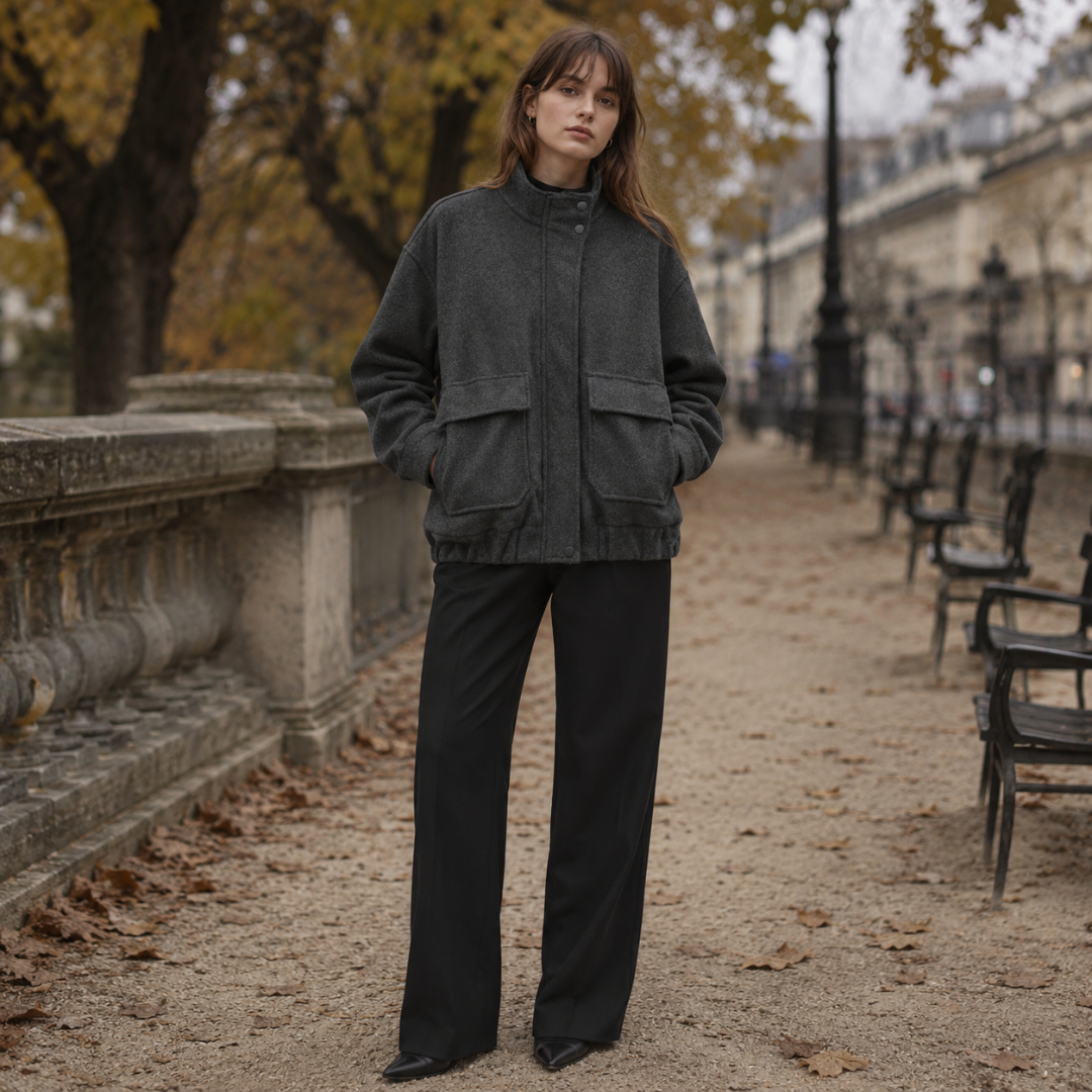 Veste femme oversize gris foncé à col montant et deux poches à rabat, face