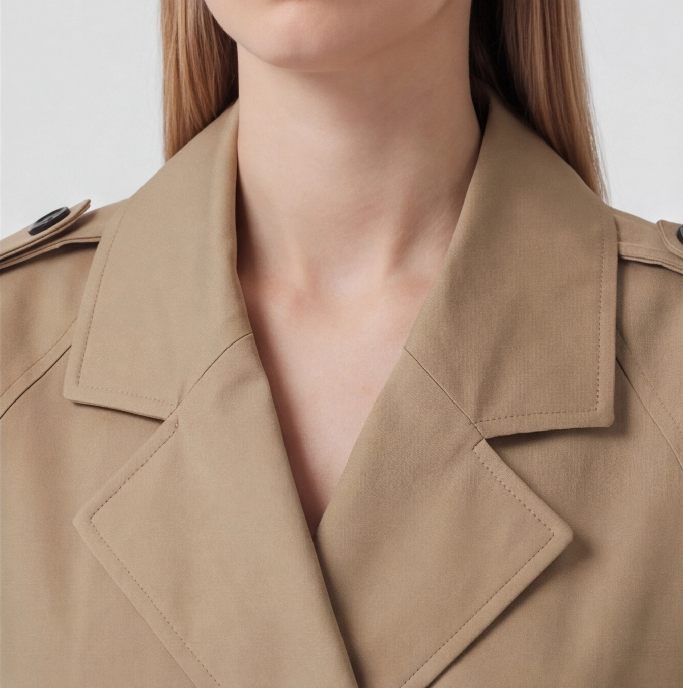 Trench court femme khaki, vue de face